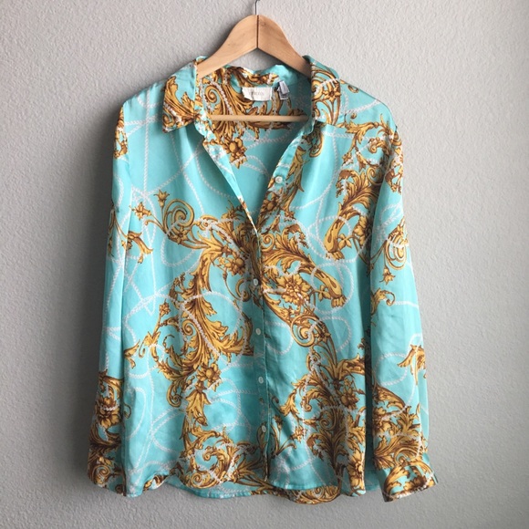 Chico's Tops - Chico's button down long sleeve shirt size small Chico's Tops - Chico's button down long sleeve shirt size small